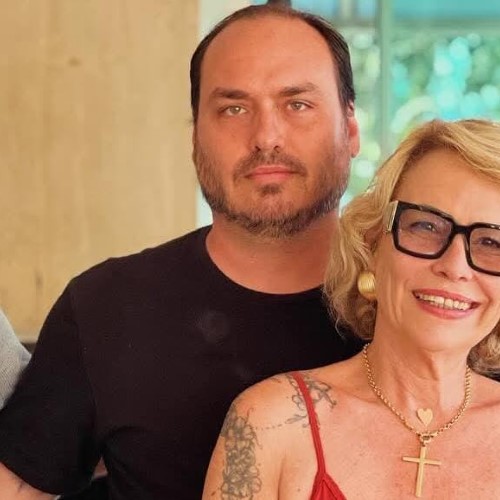 Entrevista exclusiva com Rogéria Bolsonaro, mãe de Flávio Bolsonaro